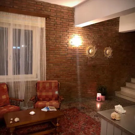 Room In Bb - Hotel Villa Alexandra 30M From The Sea